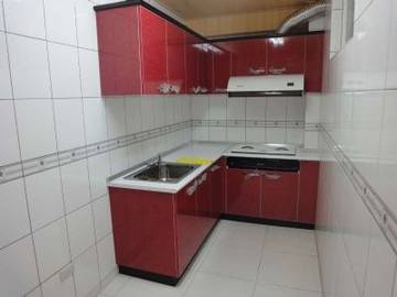 益民路二段透天1+2F，3房3廳2衛賣728萬..