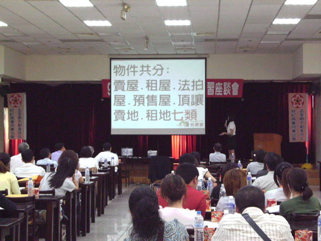 705801_ef42b6c93f2da8d8d02bd800650eb1d6