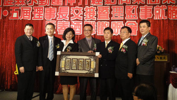 705861_ccd4f571d9f95895d4ad99e8c0843b69