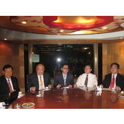 981209與各經紀業總部主管餐敘聯誼