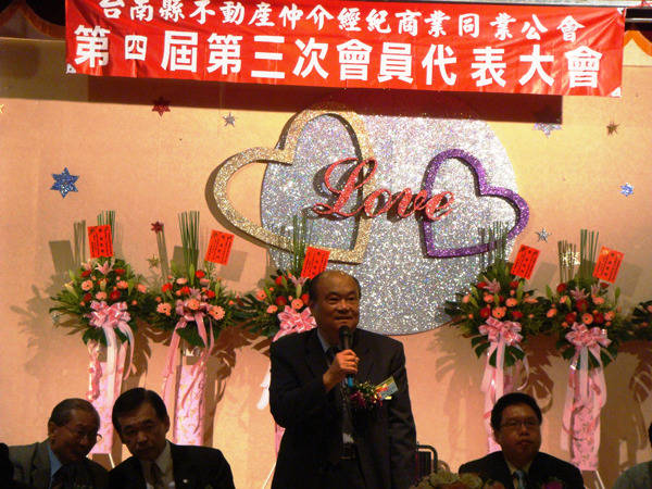 724411_659ff1d4b23057f6ede6ea18db40a314