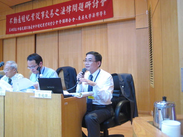 724421_723fbe0e4874b6697ac22a4b5381349a