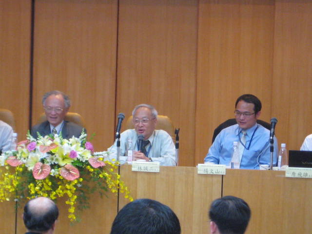 724422_d4d13c4b821d7a47b26be7a3d9d063bd