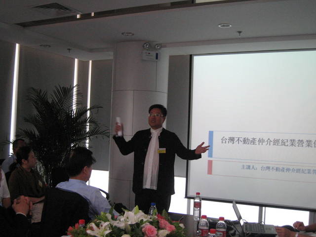 724500_4619d408ec5c29cbd57ed3fc6d350cbc