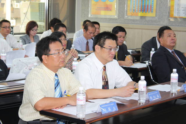 724561_341c6cadbec65ee269fccc9757ff839e