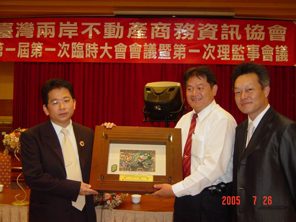 757133_21bbb873ac0885c8cbecc2474edb6531