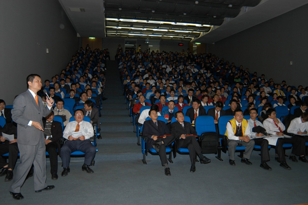 757196_4b86268611ec2c8c5d60f1c929f2de86