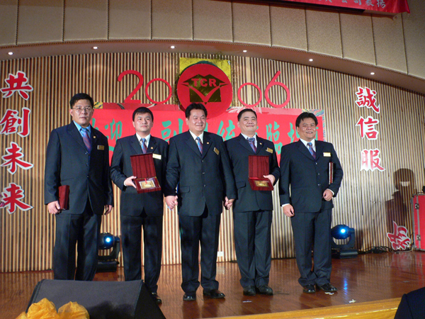 757268_743dc2a0ea9a29ab59cbf25cd1717638