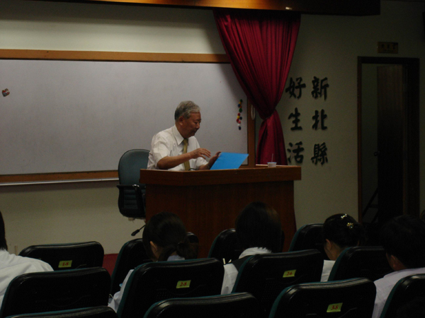 757282_6e1c19766db6f6f010b483acb6a2fb4c