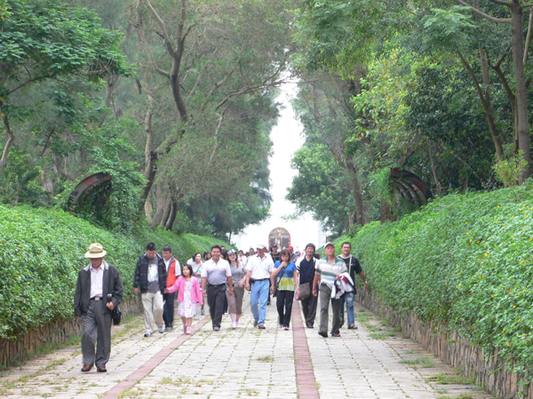 757305_fd4ab3210e704abb3197193fd1802598