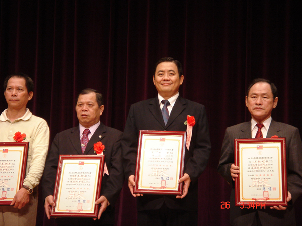 757495_5562f12f5737d129e8451d709157c55f