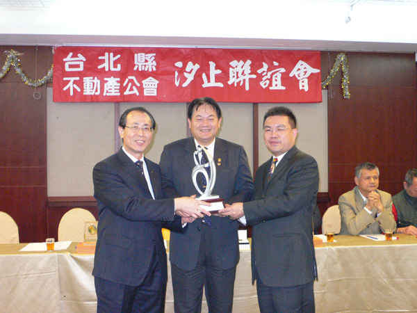 757520_2224281f2ab4133ba08a181fa9b474be