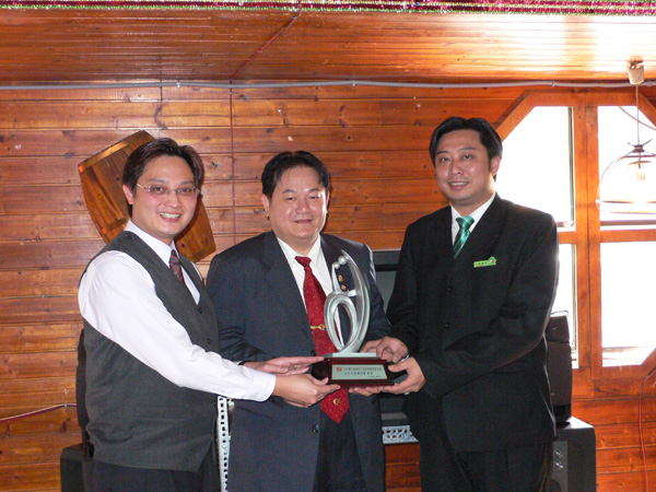 757522_b8d403011ff7d8d6830d6e8c94e76ae1