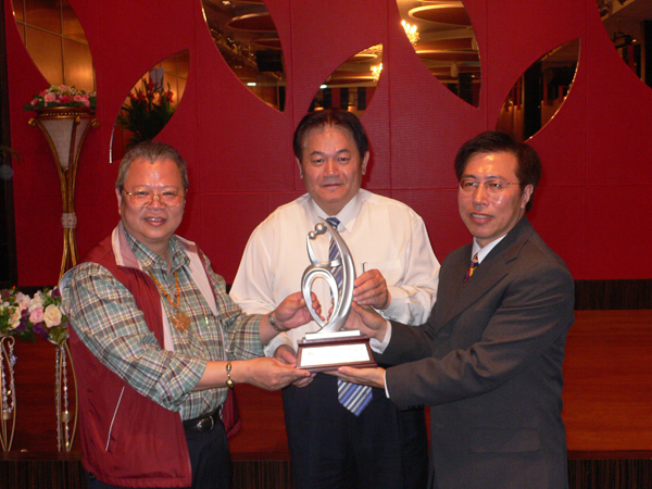 757664_334eba2d15d6bfa76102aa3d3fccefc1