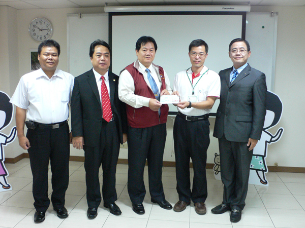 757820_7c3aa885a67a164d81666127356ca1b5