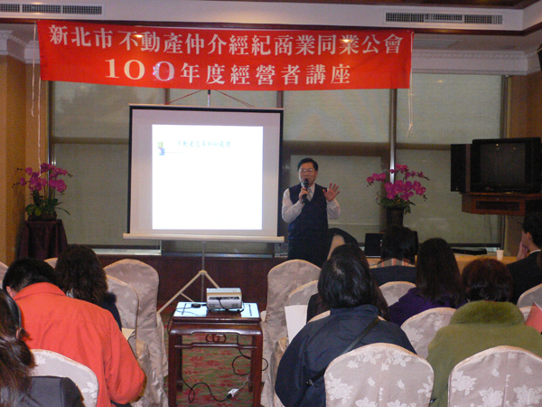 757891_ff46d750fe57ab08c8965181aacb75f0