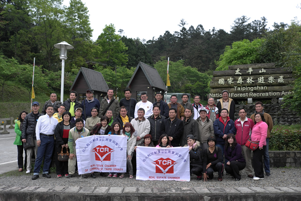 757894_d79b8a52b878a07c4c1bb2410ea1a090