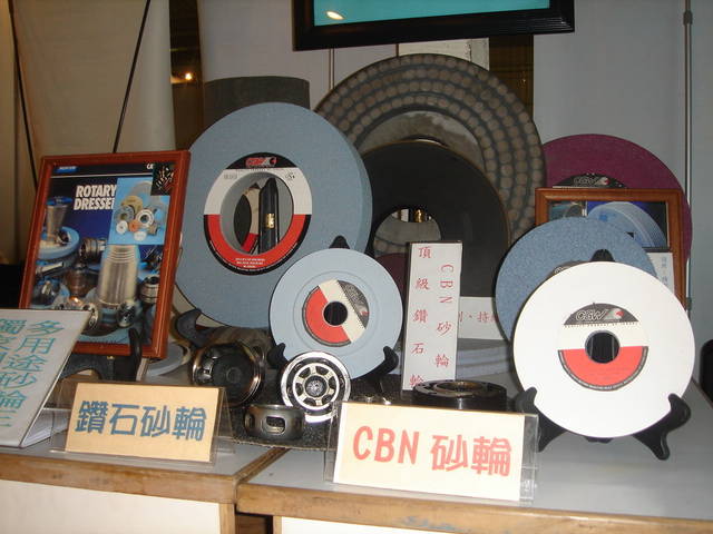 745221_cb32afa8f5f5597000c78d2229f6534f