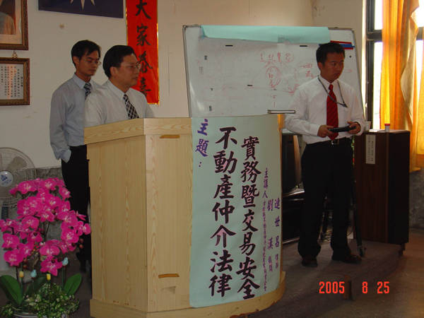 757129_6879bede8f7aec91f29be730f318731e