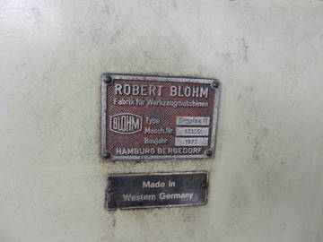 779795_a1e5d6aa4dede66d6bc732033df2cdfc