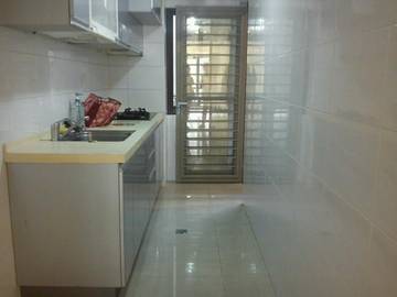 B35.桂冠優質三房車