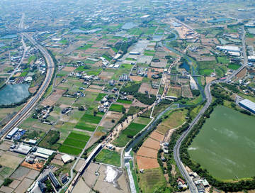 A16徵收田(大馬路旁)