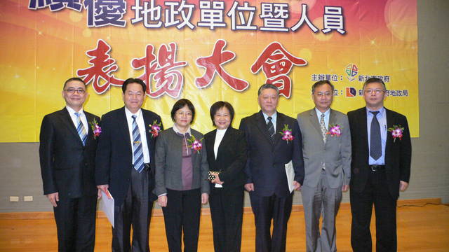 825015_499c6e00850c6e4966ae650517a43ef1