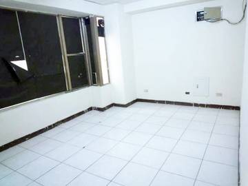 僑平國小1-3樓店住