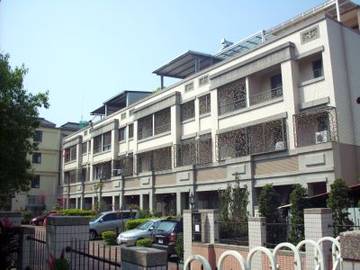 東區6年漂亮美別墅