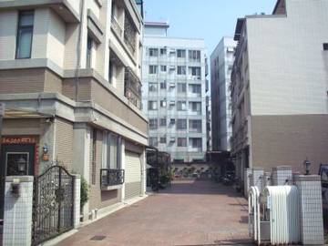 東區6年漂亮美別墅