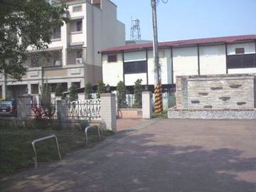 東區6年漂亮美別墅