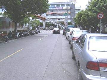 租一中街建地(台中一中正門口)