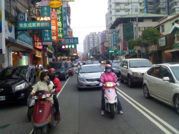 中科正西屯路地下室屋出租