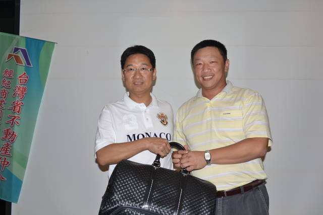 880278_5f32ee88cdeaa289b46f65a926f69378