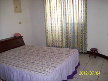 正爽文路邊間透店