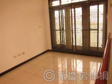 B8東京時尚店墅－ 面寬4.15米、深13.59米，金旺盛