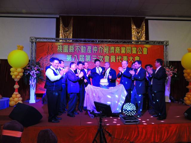 904572_8aeb56a8e9798d57279ffdbf17def792