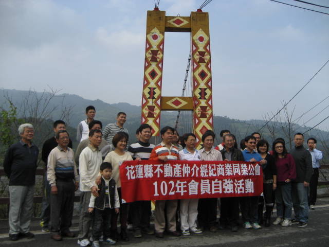 905586_89ccb57157fd6b0a4ca77e7319a438e7