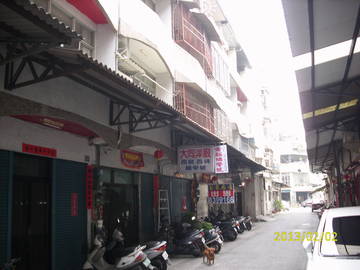 員林農工旁店住