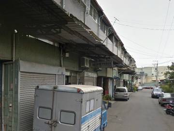 太平富宜路透天出售498萬