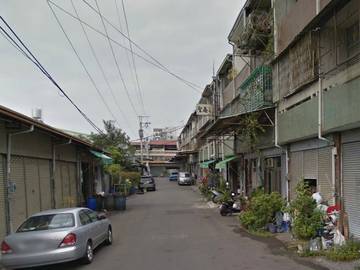 太平富宜路透天出售498萬