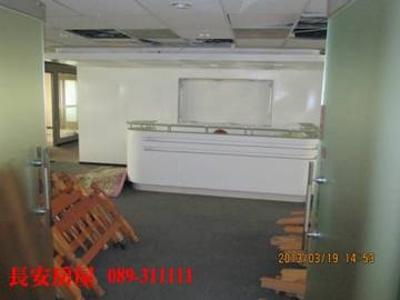 商業辦公大樓出租