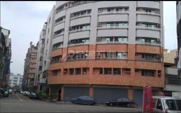 進德國小氣派華廈