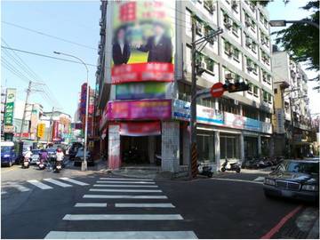 逢甲商圈透店+套房