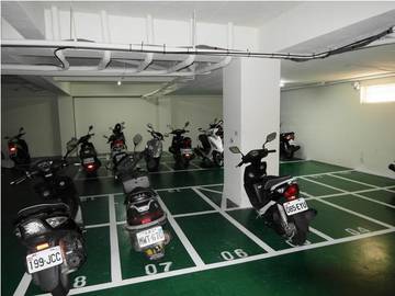 勤益大學全新電梯50間套房