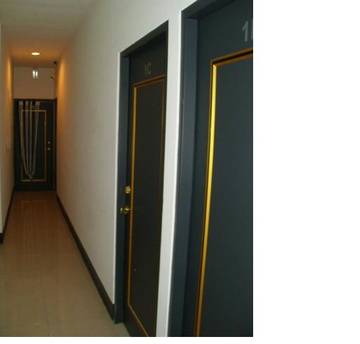 中醫角間店面+25間套房