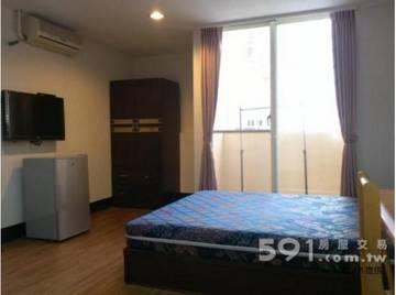 中醫角間店面+25間套房