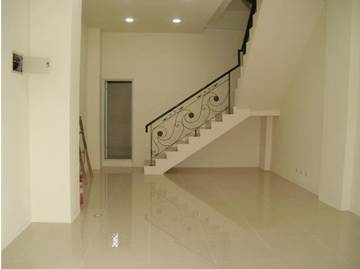 五期～"邊間"鑽石樓店