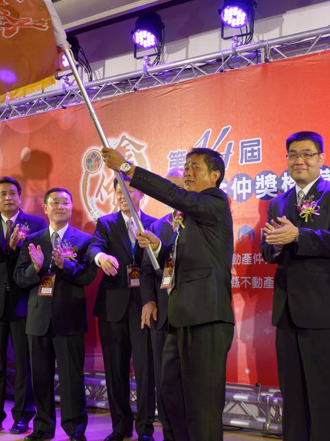 968268_892e7402e85457343198336a77c22e05