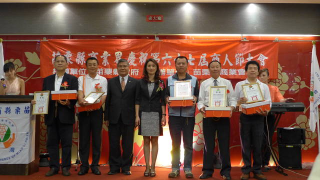 977456_cbaea9863fe2ced0bf0827ab4e76776a